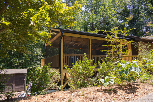 Mountain Deck and Exteriors Brevard North Carolina New Deck Finished Beautiful